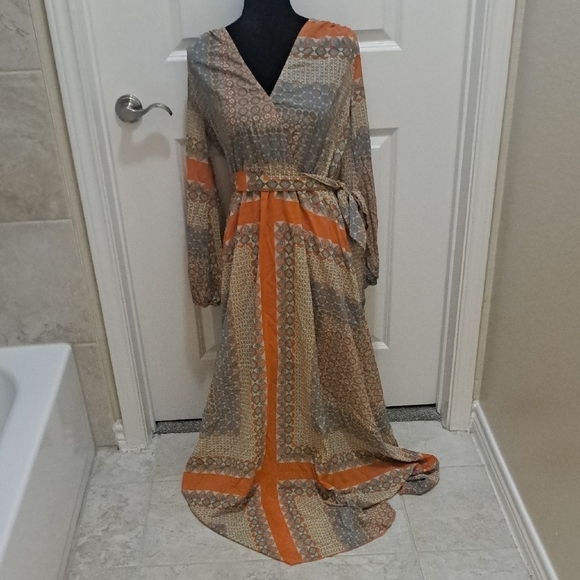 Aakaa Dresses & Skirts - NWT Aakaa Medium LONG Two Layer Elegant Multicolor Maxi Dress